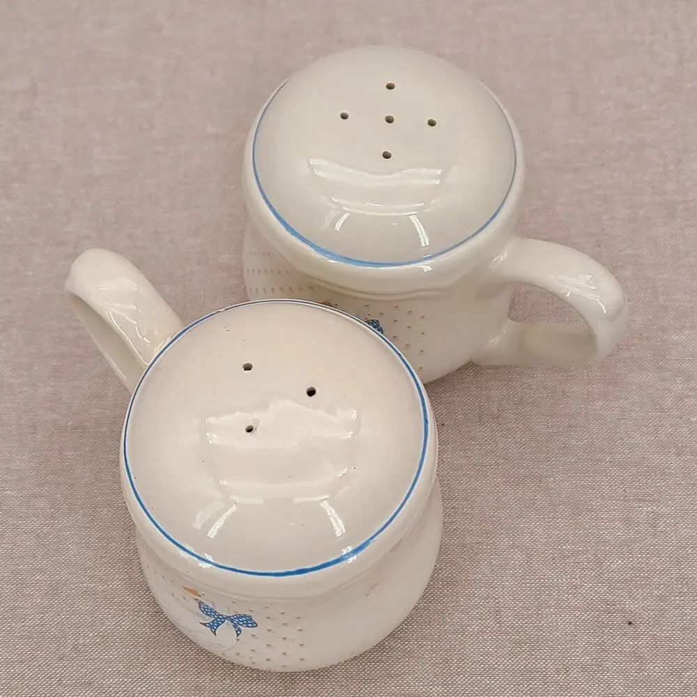 TIENSHAN AUNT RHODY Salt & Pepper Shakers w/Handles Country Geese Brick Oven